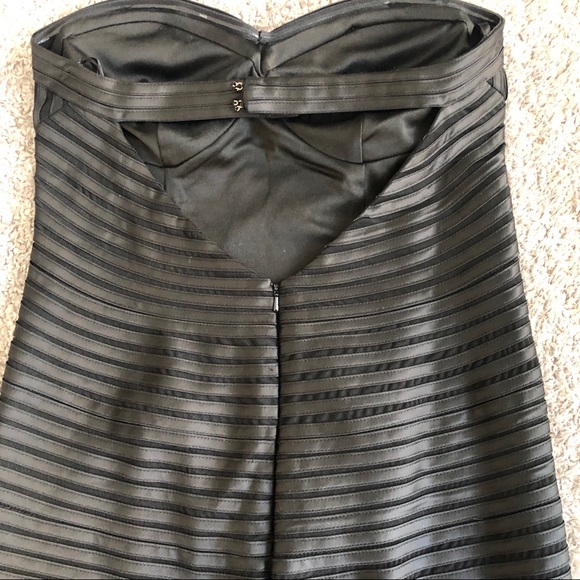 Strapples black dress! - Picture 5 of 9